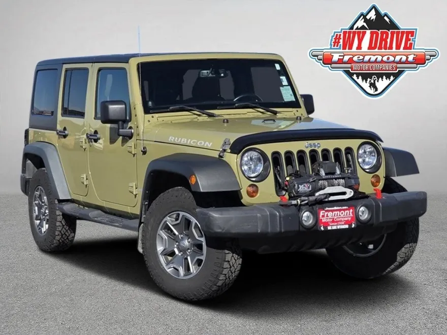 2013 Jeep Wrangler Unlimited Rubicon photo 1