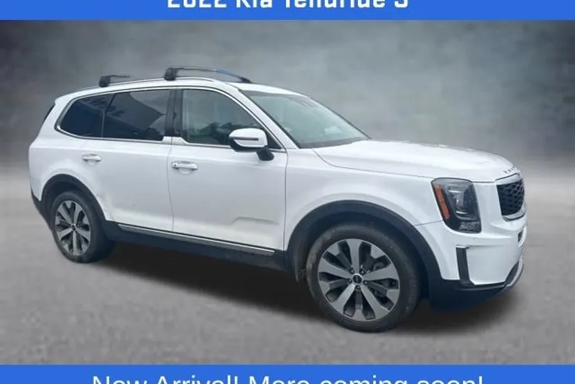 2022 Kia Telluride S photo 1