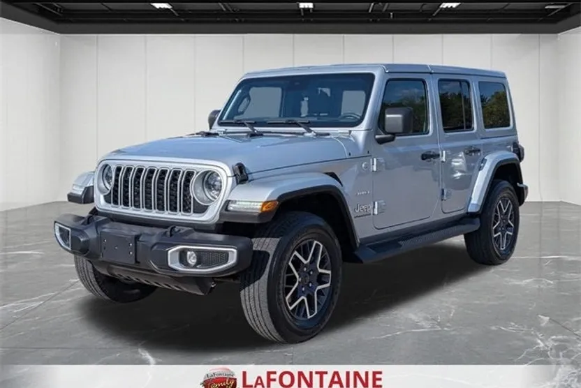 2024 Jeep Wrangler Sahara photo 1
