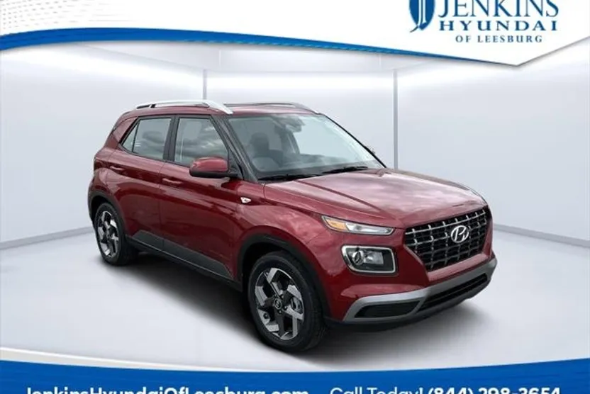 2025 Hyundai Venue SEL photo 1