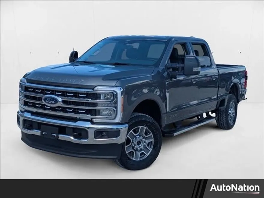 2026 Ford F-250 Lariat photo 1