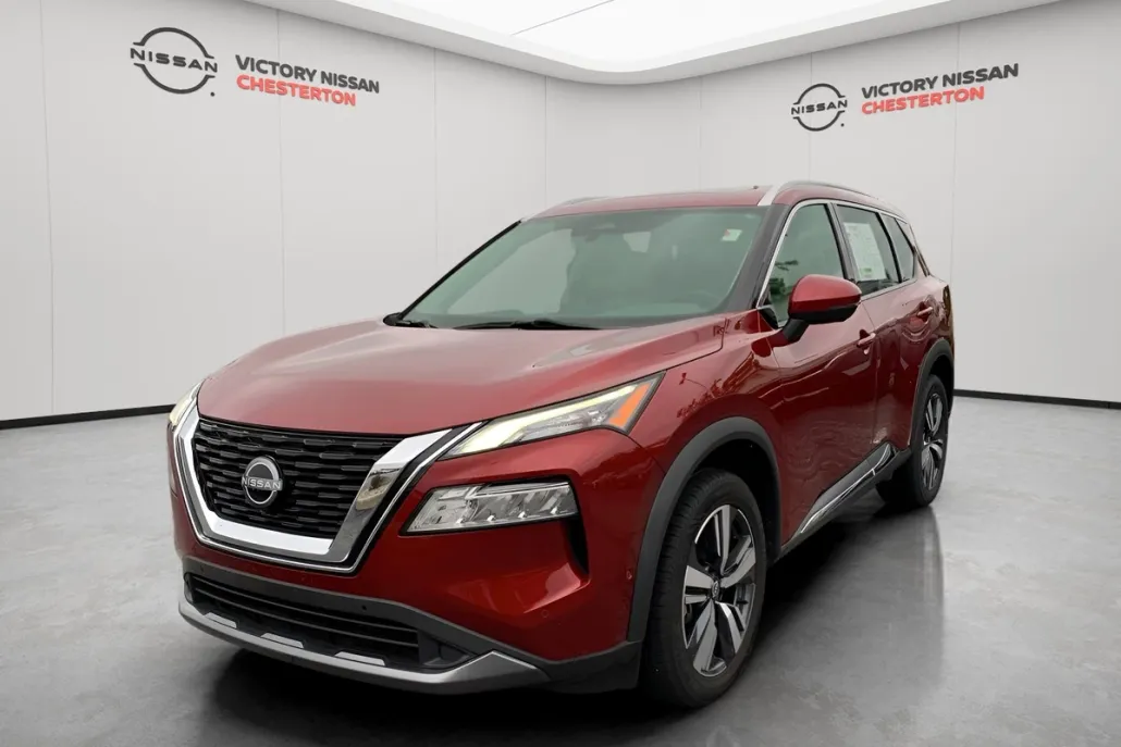 2023 Nissan Rogue SL photo 1