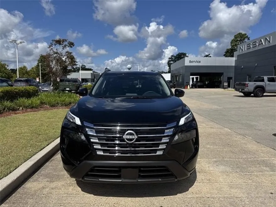 2026 Nissan Rogue SV photo 1
