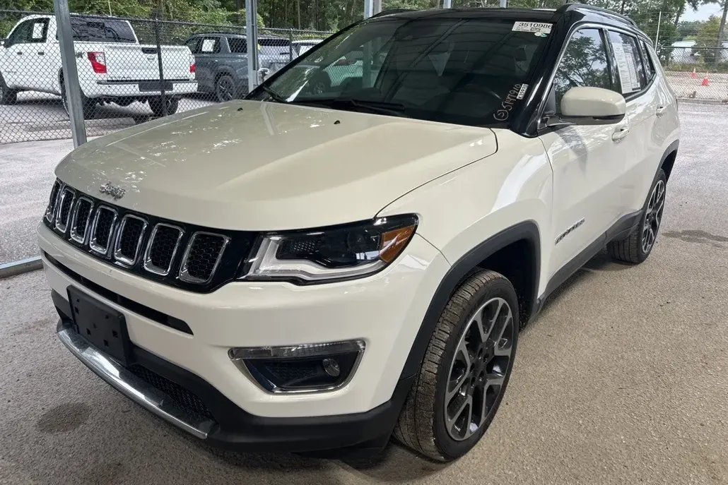 2018 Jeep Compass Limited photo 1
