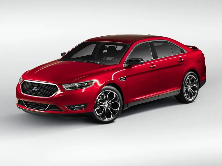 2015 Ford Taurus SHO photo 1