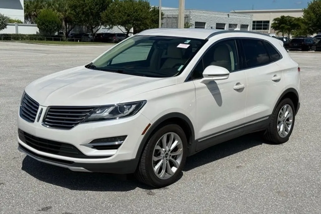 2016 Lincoln MKC Select photo 1