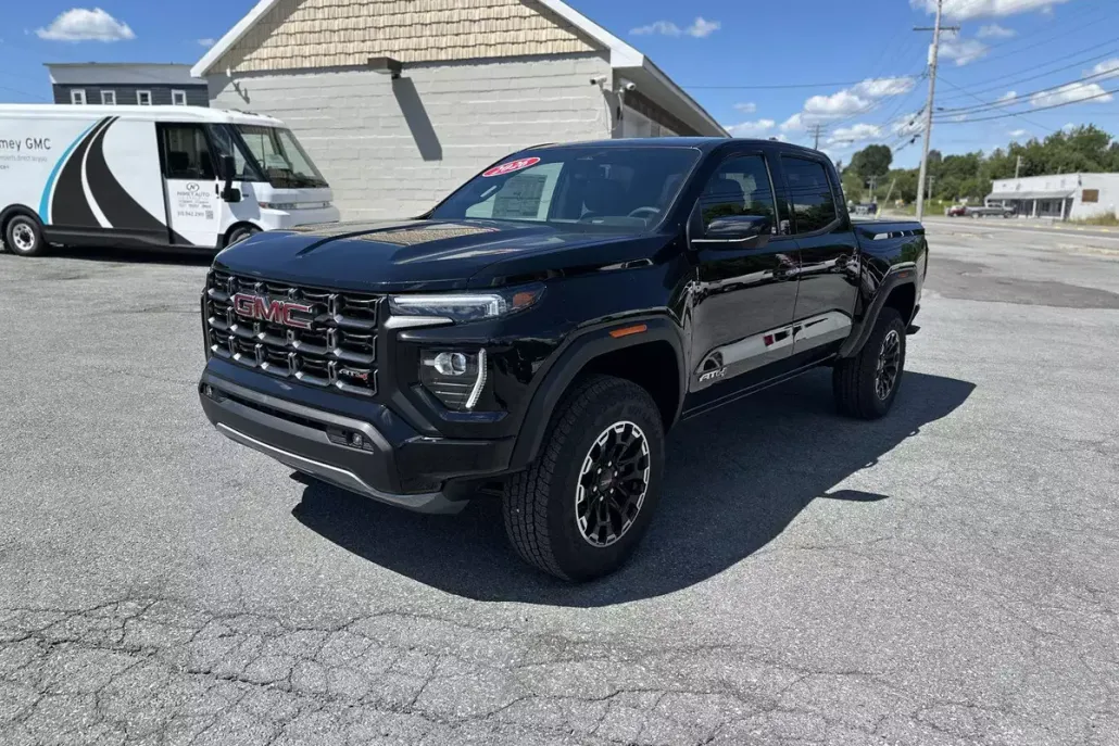 2026 Gmc Canyon AT4 photo 1