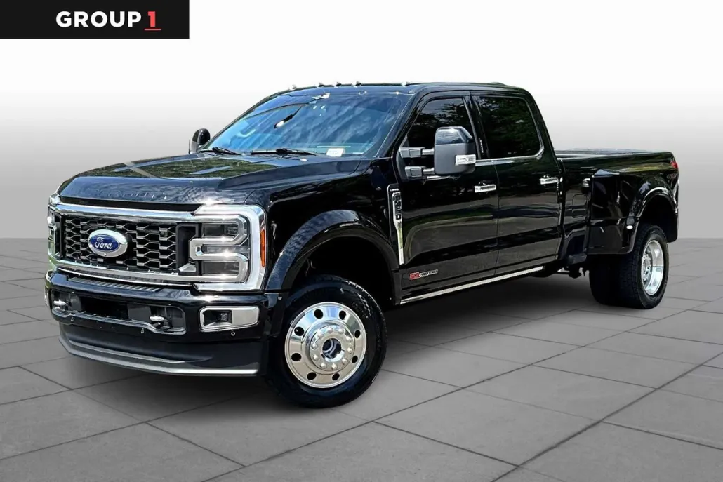 2023 Ford F-450 Limited photo 1