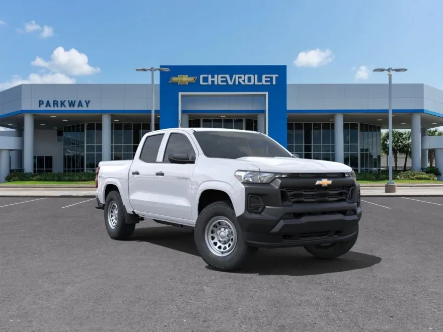 2025 Chevrolet Colorado LT photo 1