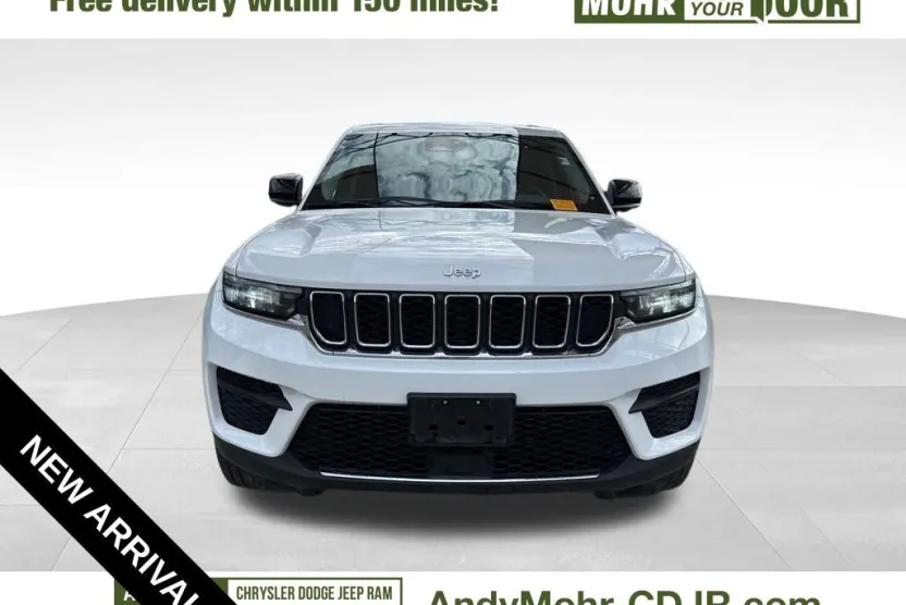 2024 Jeep Grand Cherokee Laredo photo 1