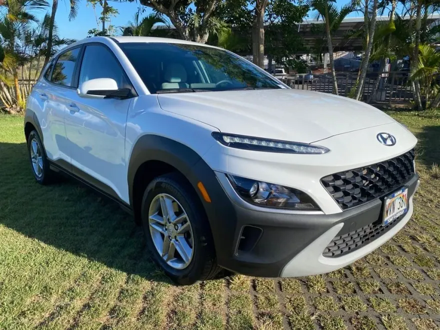 2023 Hyundai Kona SE photo 1