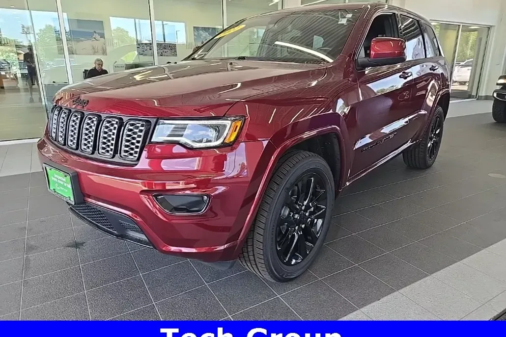 2022 Jeep Cherokee Laredo X photo 1