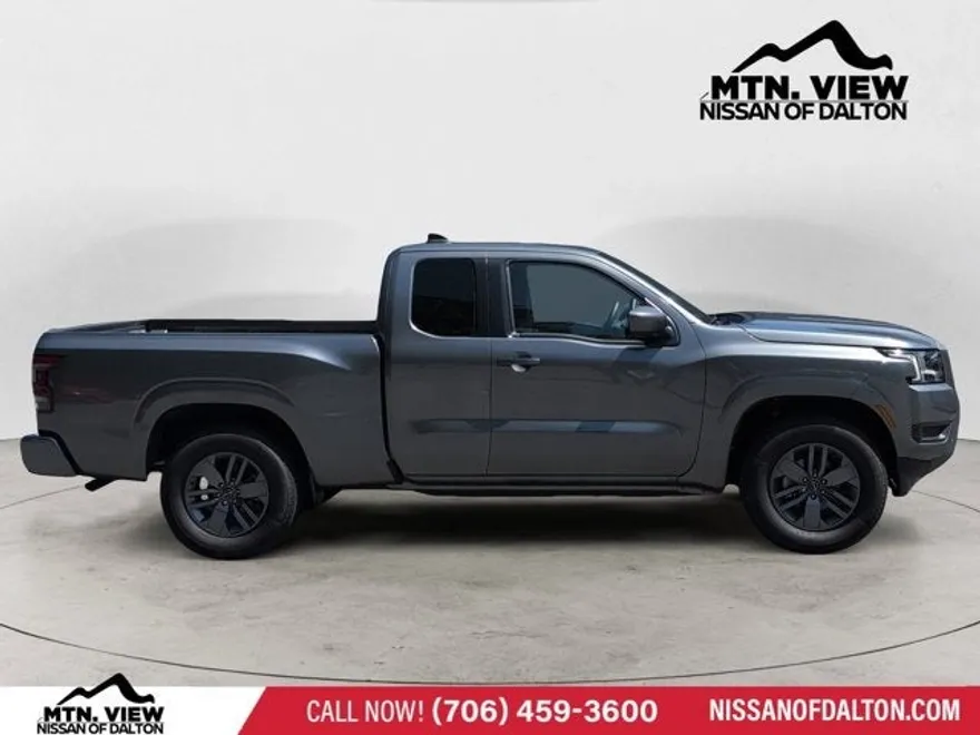 2025 Nissan Frontier SV photo 1