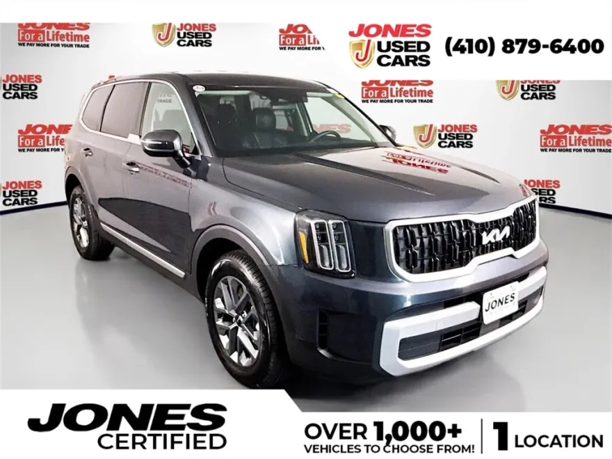 2024 Kia Telluride LX photo 1