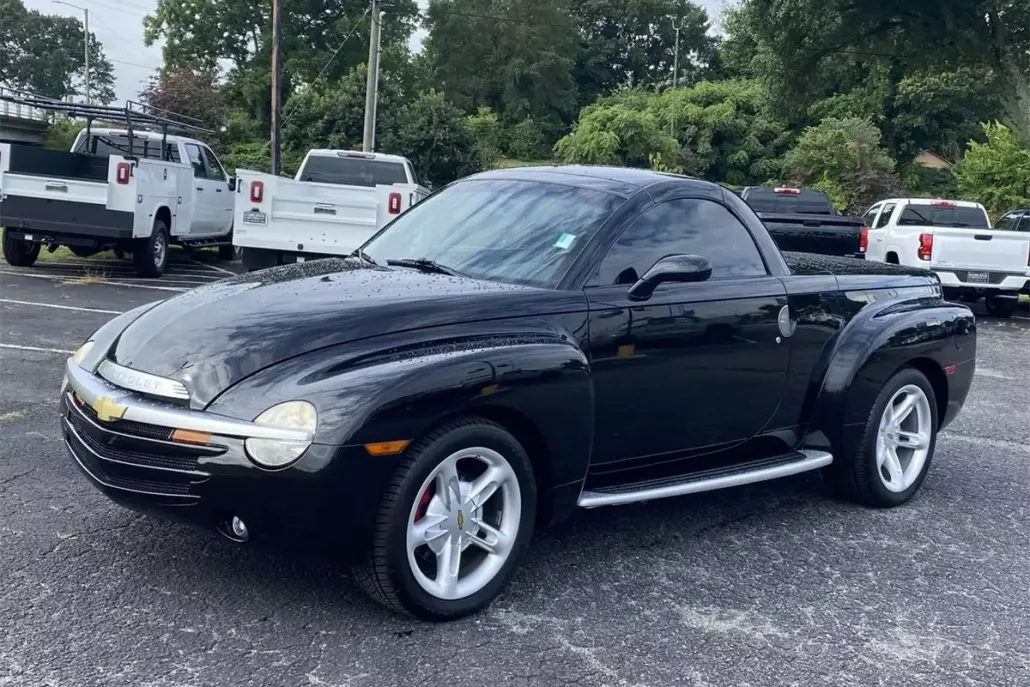 2005 Chevrolet SSR Base photo 1