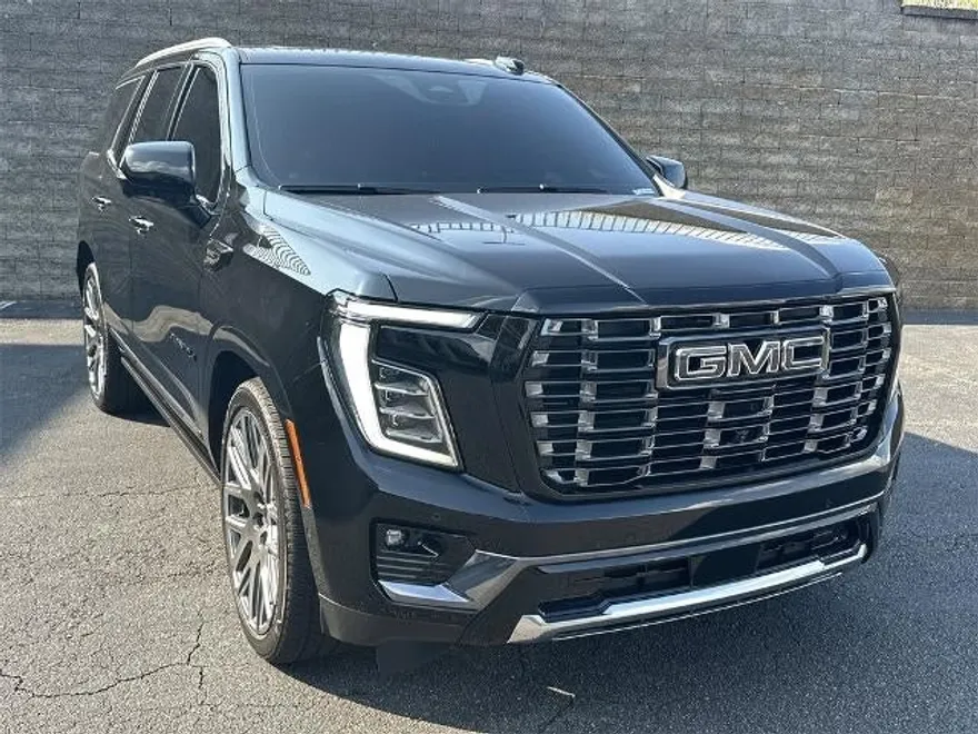 2025 Gmc Yukon Denali Ultimate photo 1