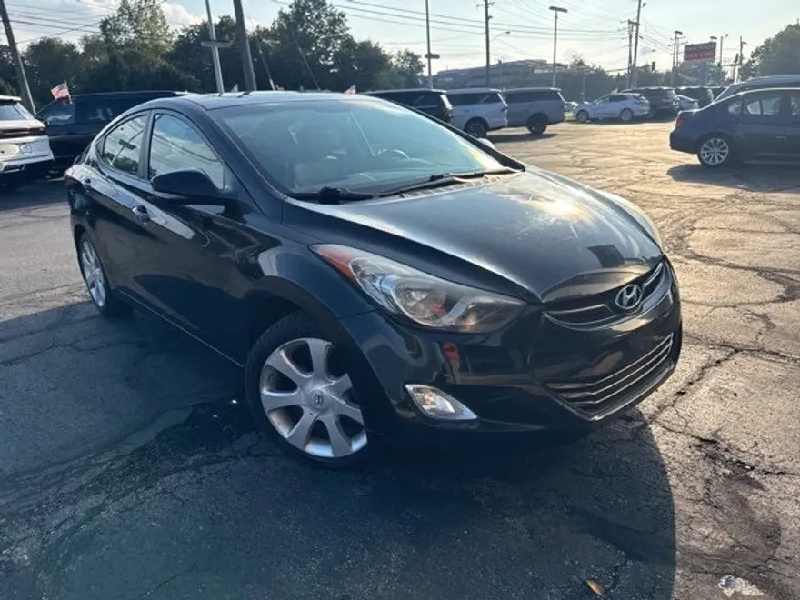 2013 Hyundai Elantra Limited photo 1