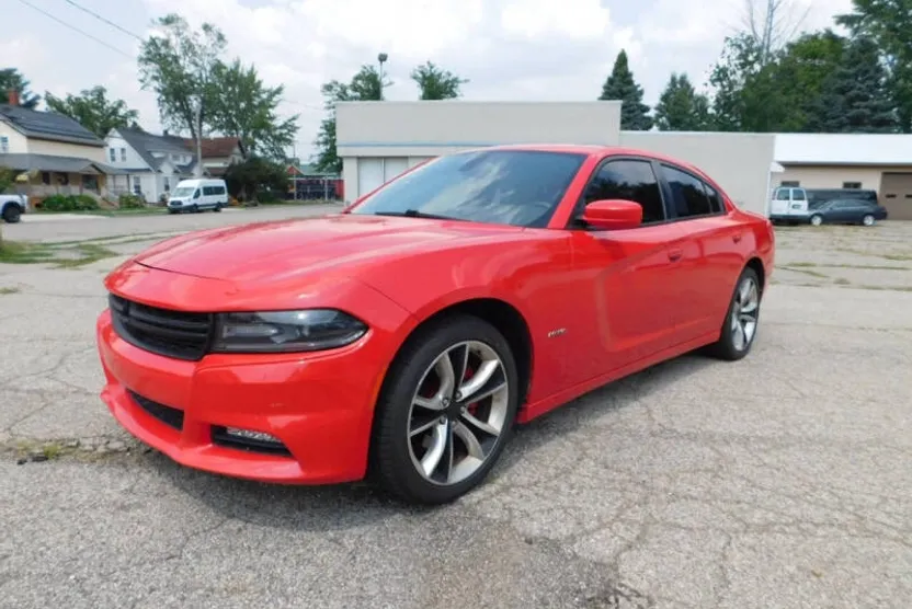 2015 Dodge Charger R/T photo 1