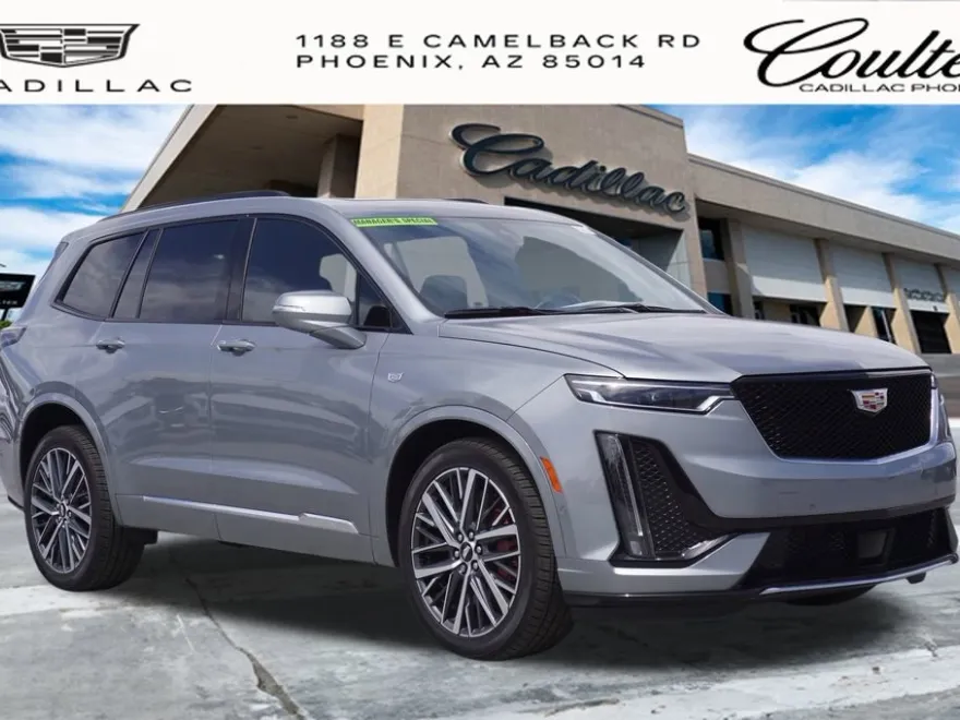 2025 Cadillac XT6 Sport photo 1