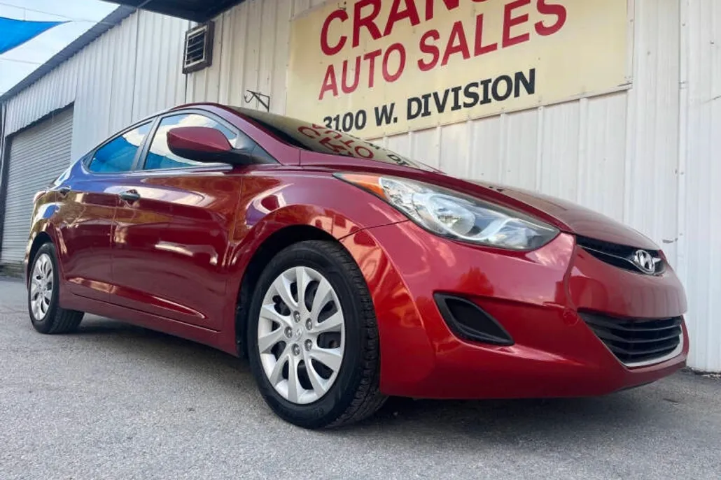 2013 Hyundai Elantra GLS photo 1
