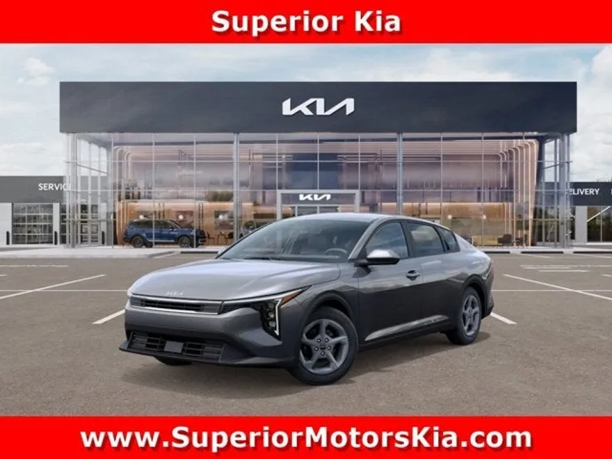 2025 Kia K4 LXS photo 1