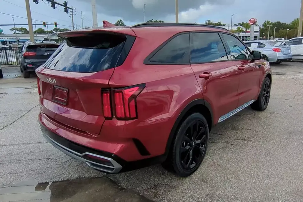 2023 Kia Sorento SX photo 1