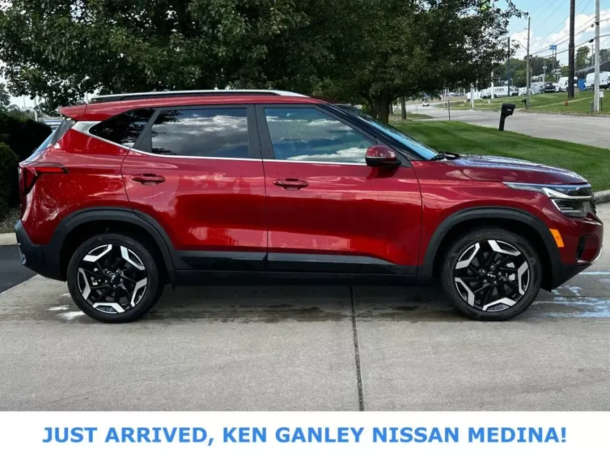 2024 Kia Seltos SX photo 1