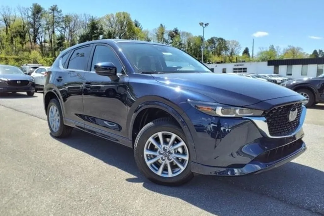 2025 Mazda CX-5 2.5 S Preferred photo 1