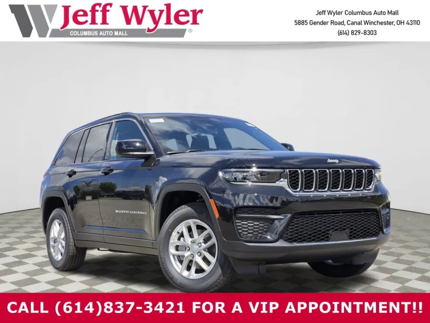 2025 Jeep Grand Cherokee Laredo photo 1