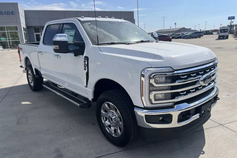 2026 Ford F-250 Lariat Tremor photo 1