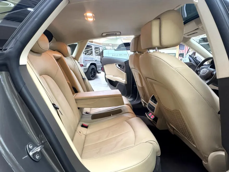 2013 Audi A7 3.0T Prestige photo 35
