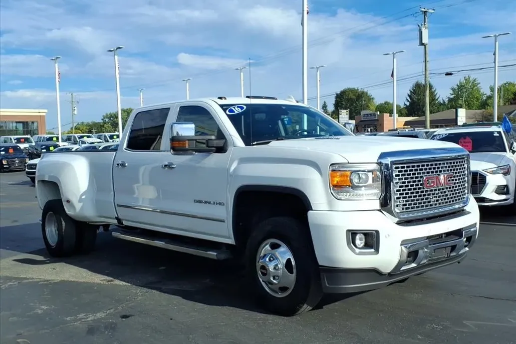 2016 Gmc Sierra Denali photo 1