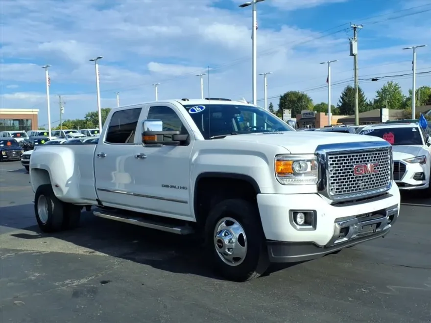 2016 Gmc Sierra Denali photo 1