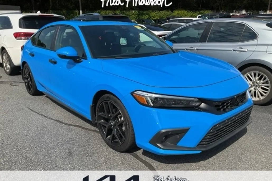 2024 Honda Civic Sport Touring Hatchback photo 1