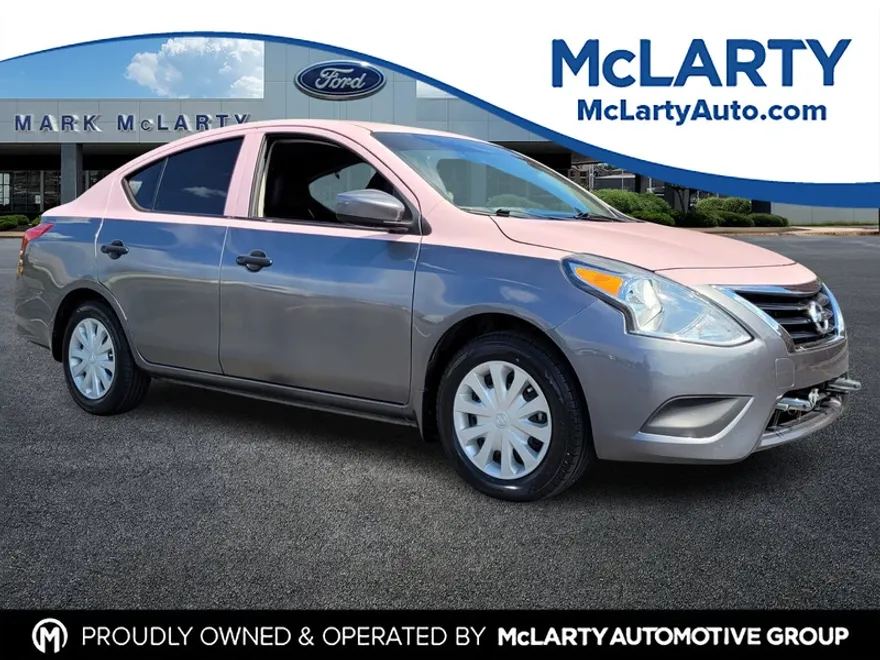 2018 Nissan Versa 1.6 S photo 1