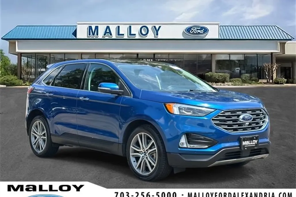 2022 Ford Edge Titanium photo 1