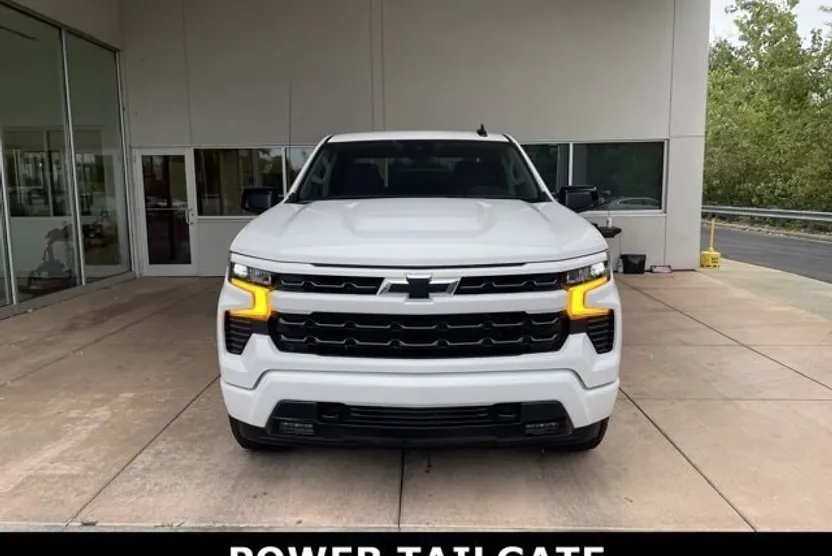 2025 Chevrolet Silverado 1500 RST photo 1