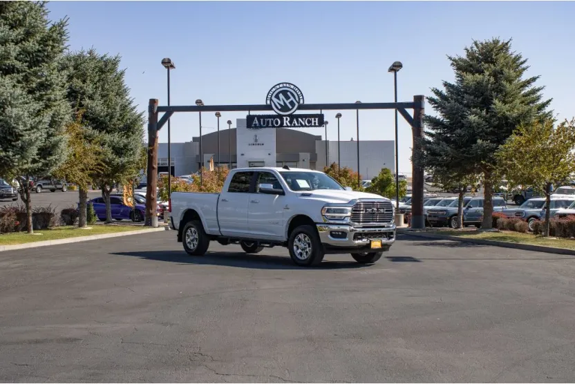 2022 Ram 2500 Laramie photo 1