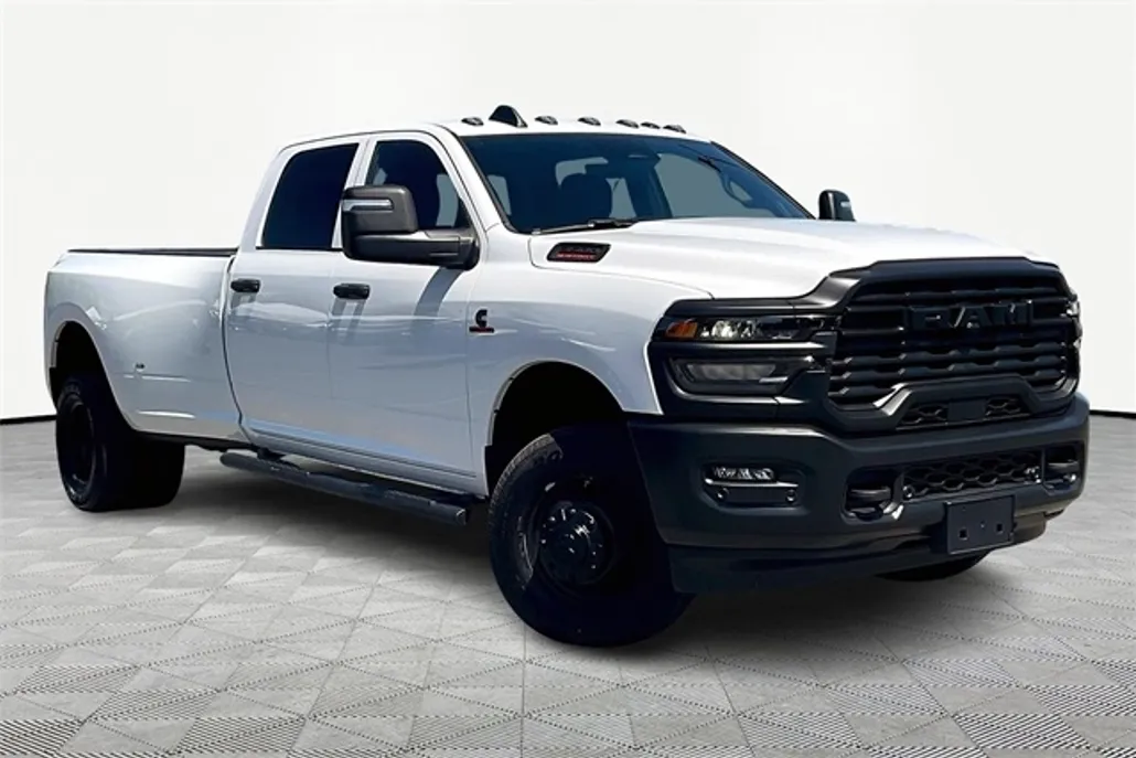 2025 Ram 3500 Tradesman photo 1