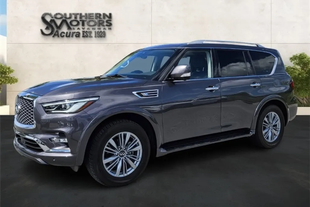 2024 Infiniti QX80 Luxe photo 1