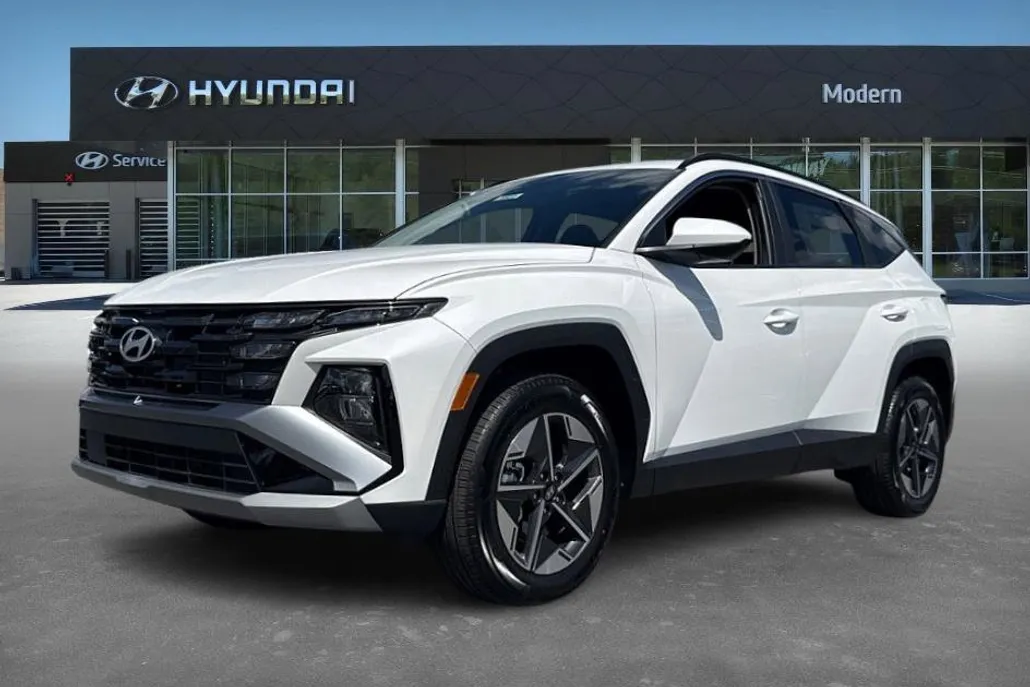2025 Hyundai Tucson SEL photo 1