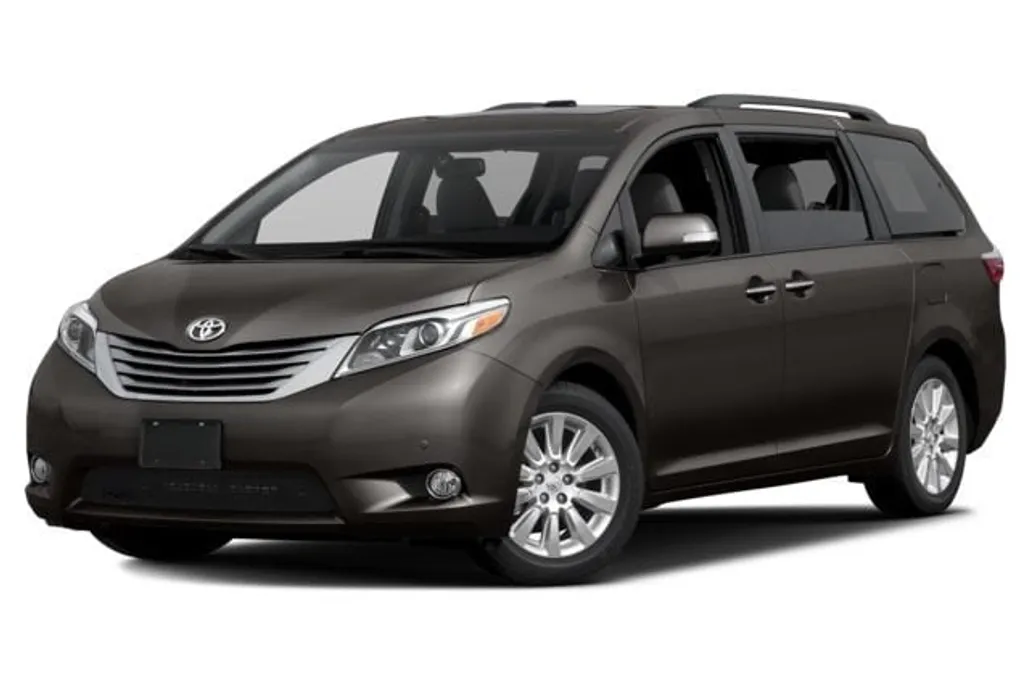 2017 Toyota Sienna L photo 1