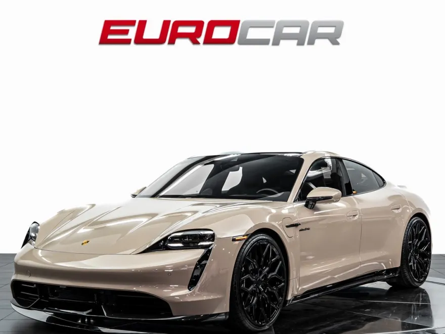 2023 Porsche Taycan Turbo S photo 1