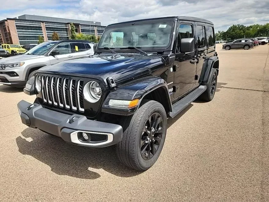 2021 Jeep Wrangler Unlimited Sahara 4xe photo 1