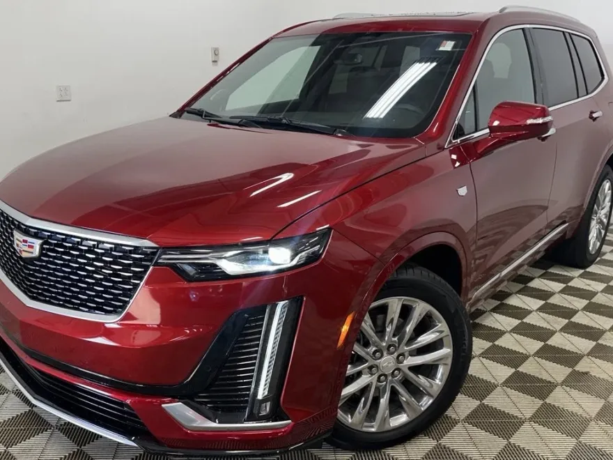 2024 Cadillac XT6 Premium Luxury photo 1