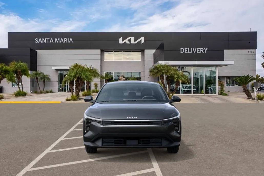 2025 Kia K4 LX photo 1