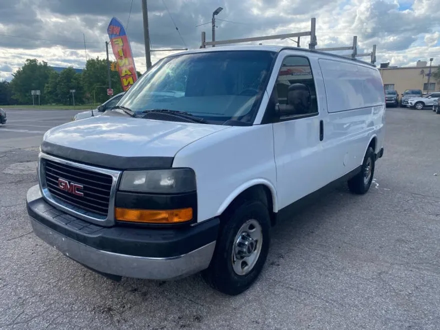 2014 Gmc Savana 2500 Cargo photo 1