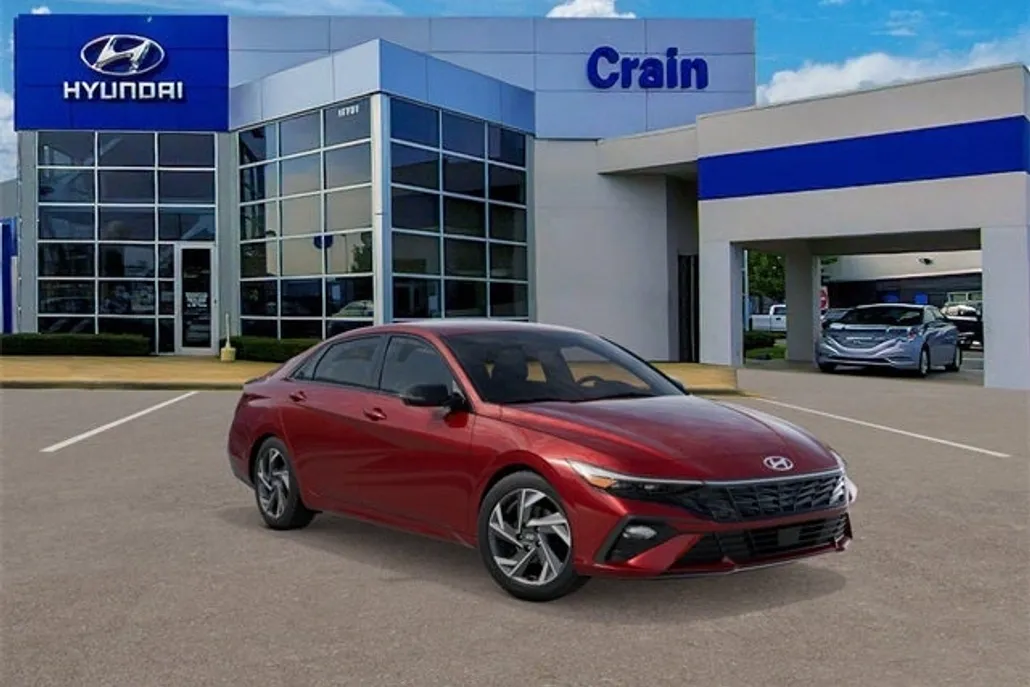 2025 Hyundai Elantra SEL Sport photo 1