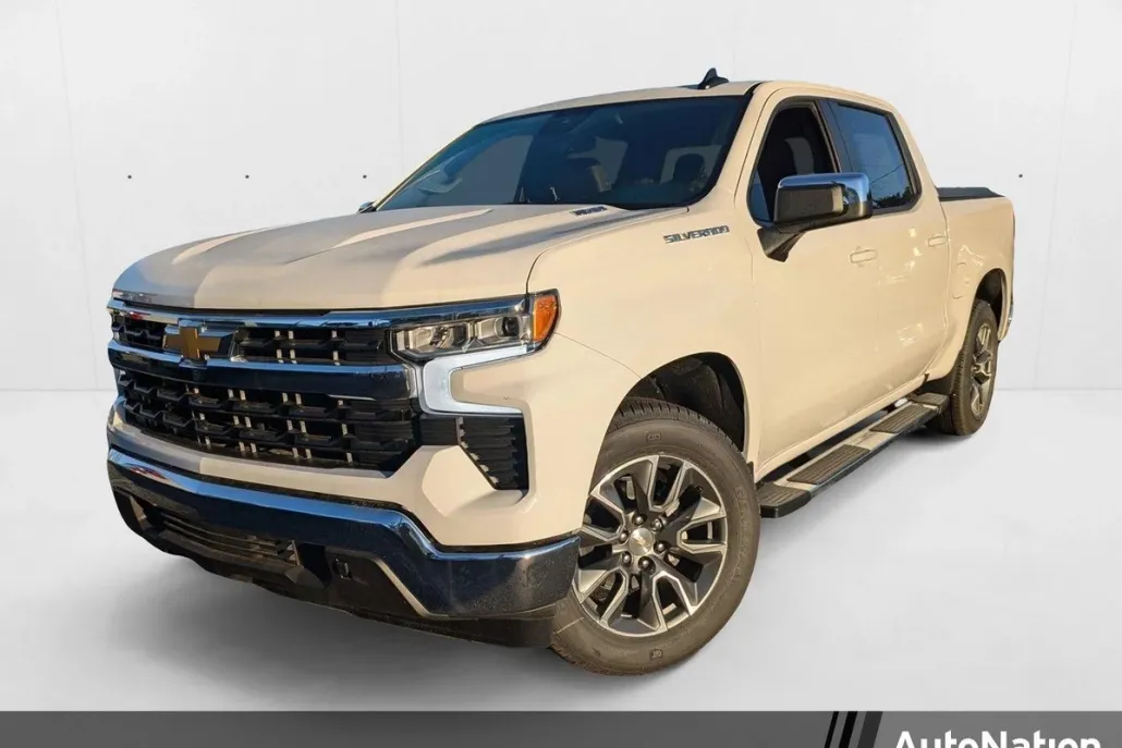 2025 Chevrolet Silverado 1500 LT photo 1