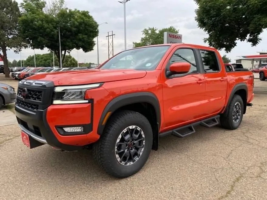 2025 Nissan Frontier PRO-4X photo 1